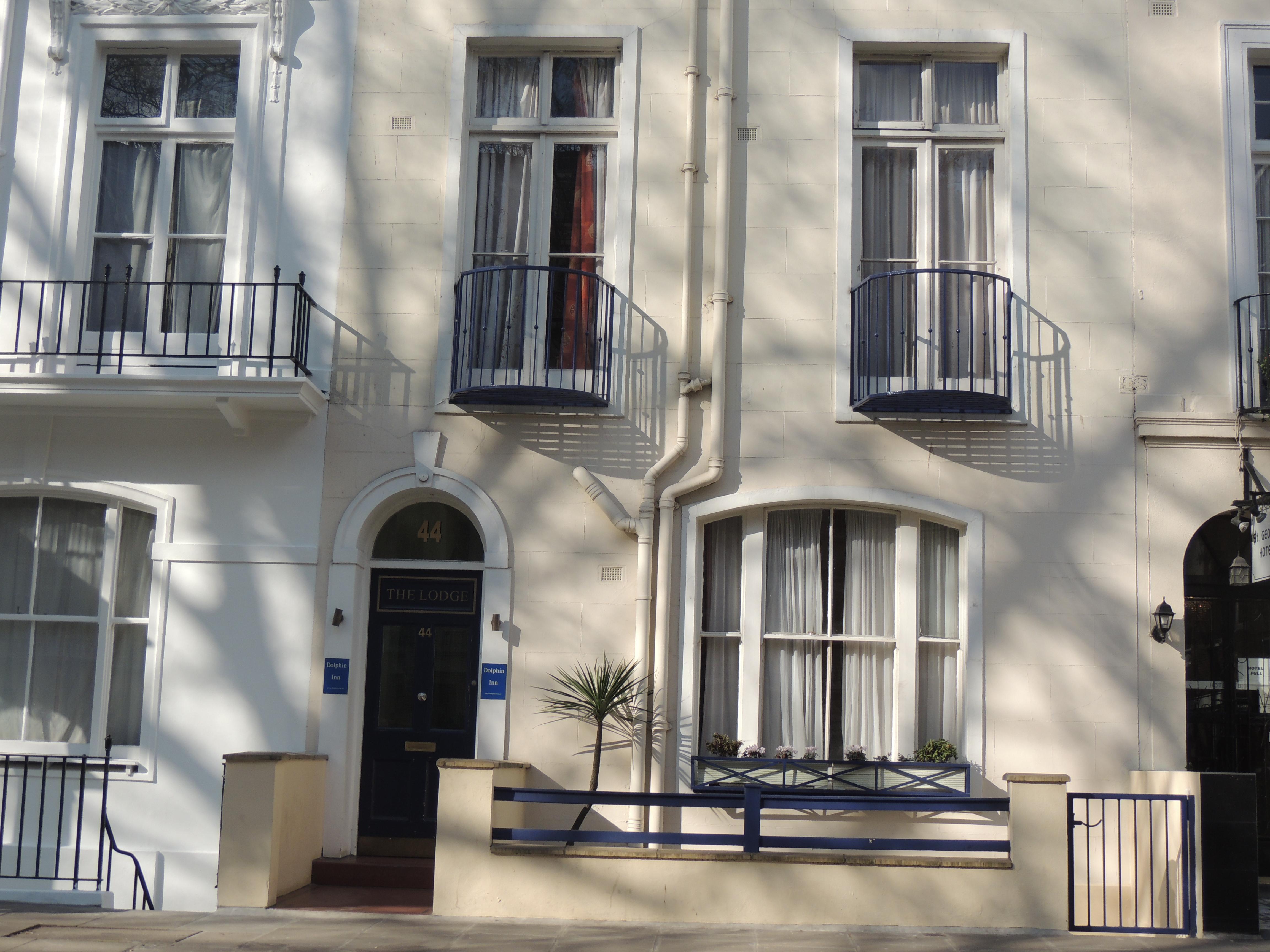 Dolphin Inn - The Lodge London Bagian luar foto