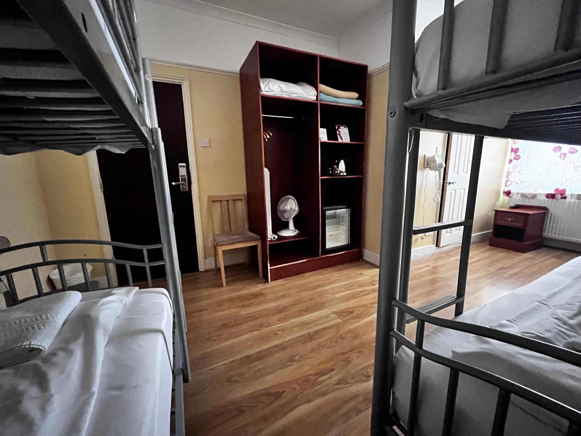 Dolphin Inn - The Lodge London Ruang foto